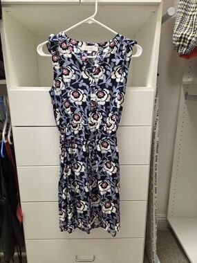 LOFT Navy Floral Sleeveless Drawstring Dress